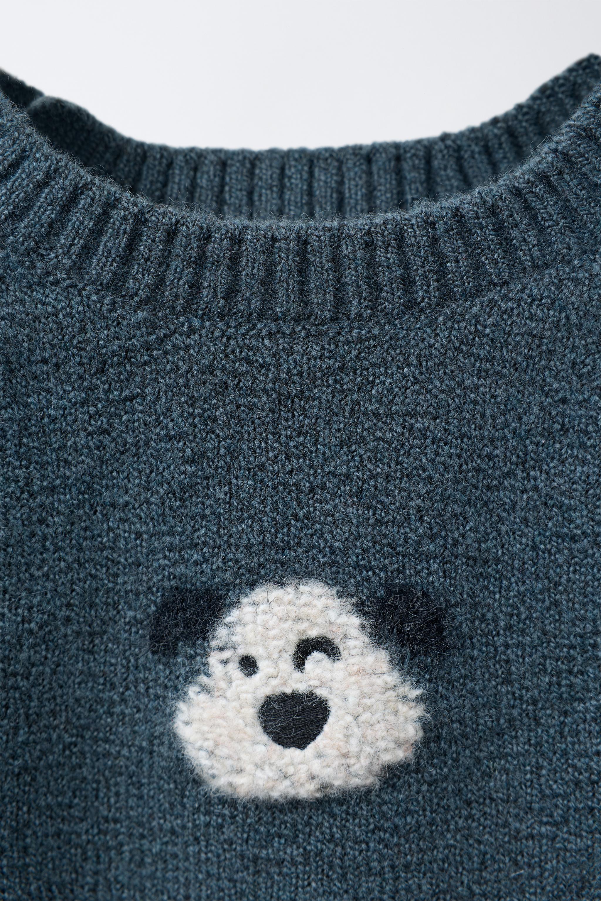 EMBROIDERED PUPPY KNIT SWEATER